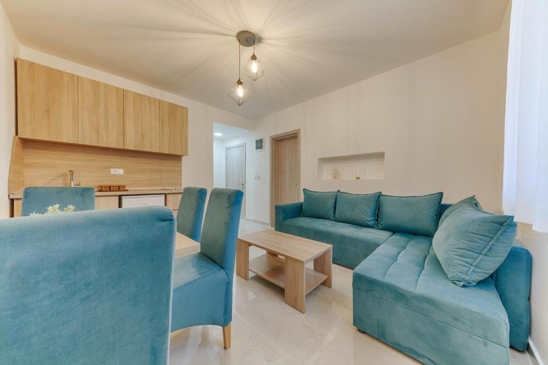 Olive Garden Apartment Бар Екстериор снимка