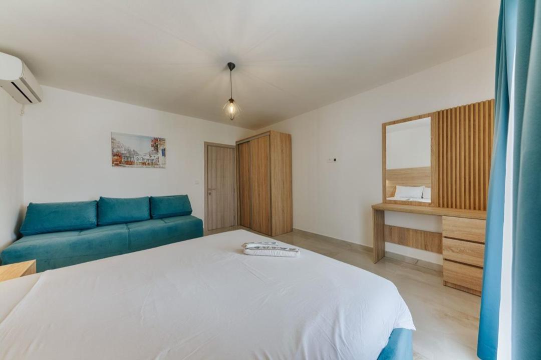 Olive Garden Apartment Бар Екстериор снимка